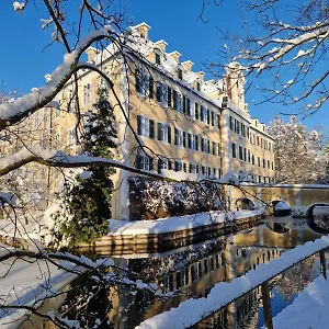 Wohnen Im Wasserschloss Sandizell Deutschland